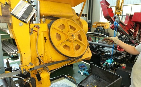 东区街道金属带锯床的日常使用和保养注意事项！